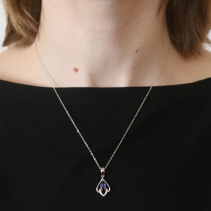 Pear Cut White Gold Sapphire & Diamond Pendant Necklace 18
