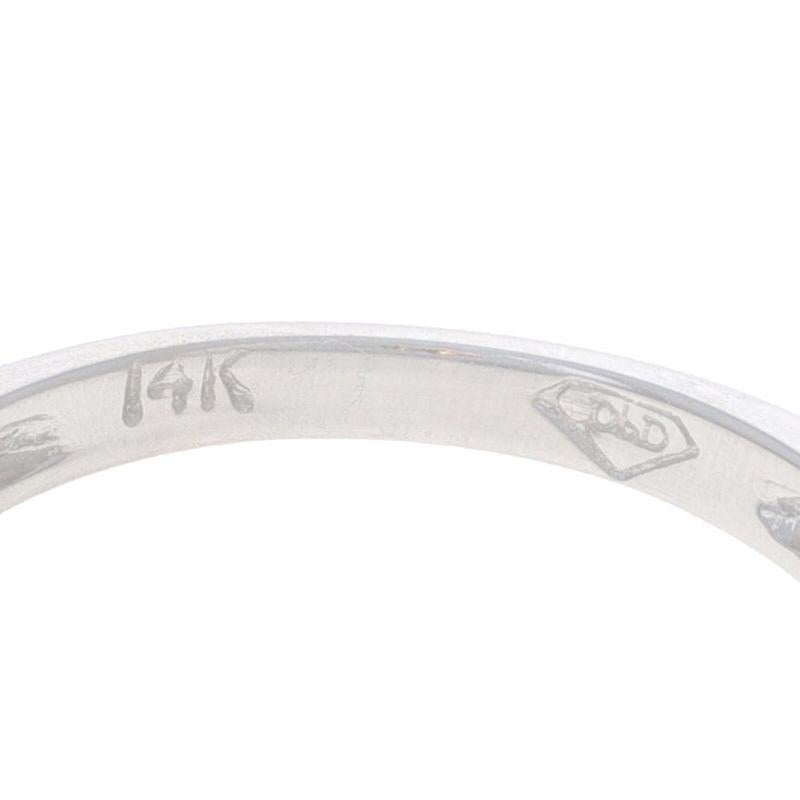 Bague en or blanc saphir diamant - 14k Oval 2.00ctw Three-Stone en vente 2