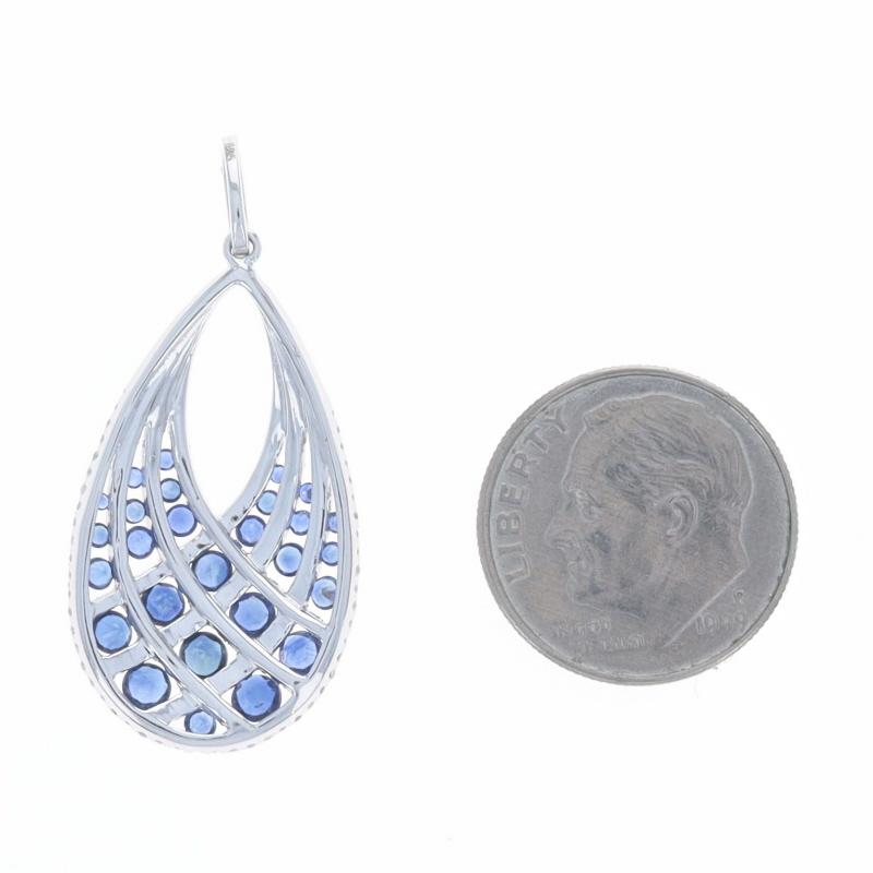 Pendentif goutte d'eau en or blanc 14 carats avec saphirs et diamants, 1,65 carat poids total Neuf - En vente à Greensboro, NC