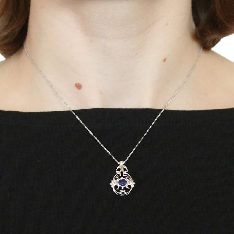 White Gold Sapphire Pendant Necklace, 14k & 18k Round Cut 1.14 Carat Milgrain In New Condition In Greensboro, NC