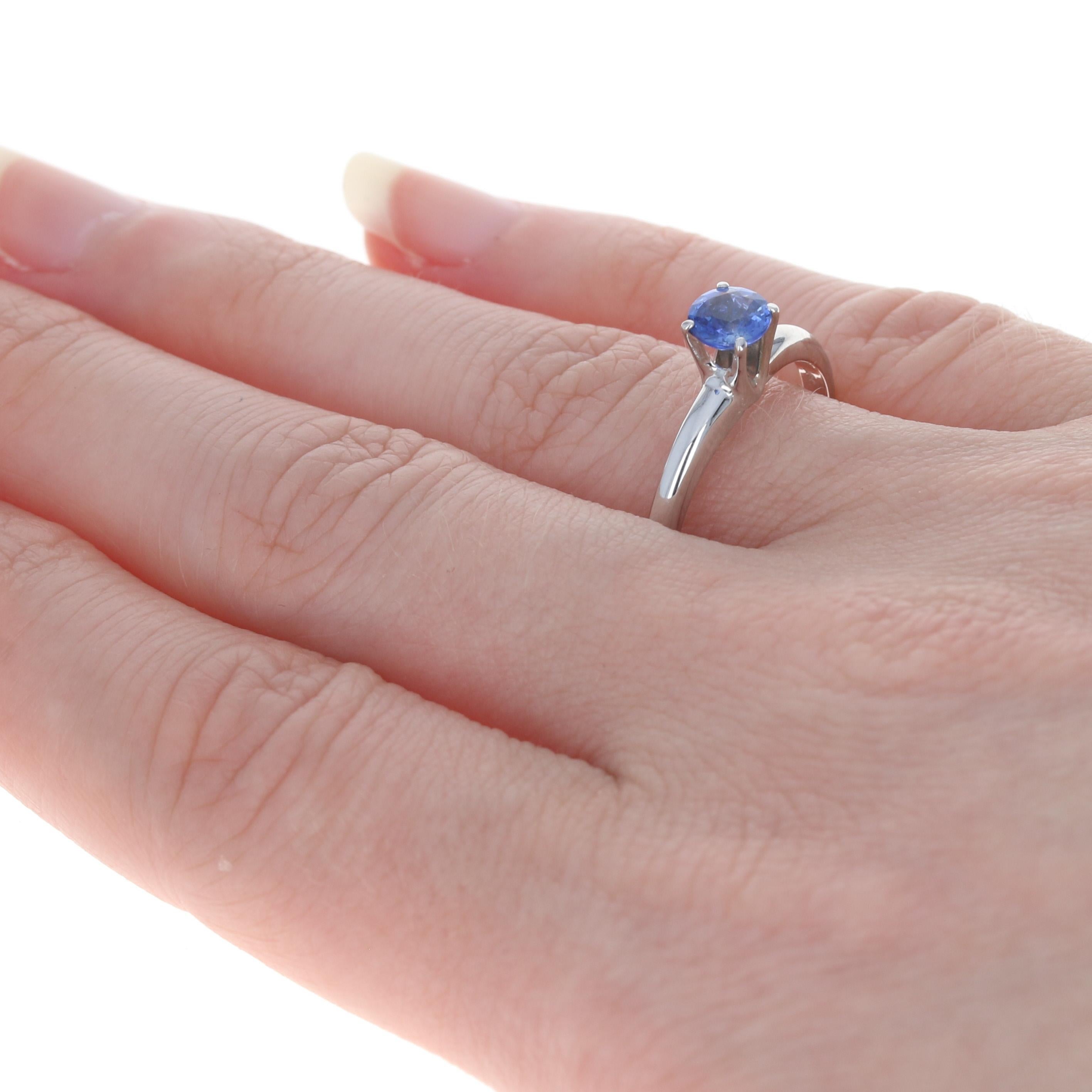 White Gold Sapphire Solitaire Engagement Ring, 14k Round Cut .70ct In Excellent Condition For Sale In Greensboro, NC