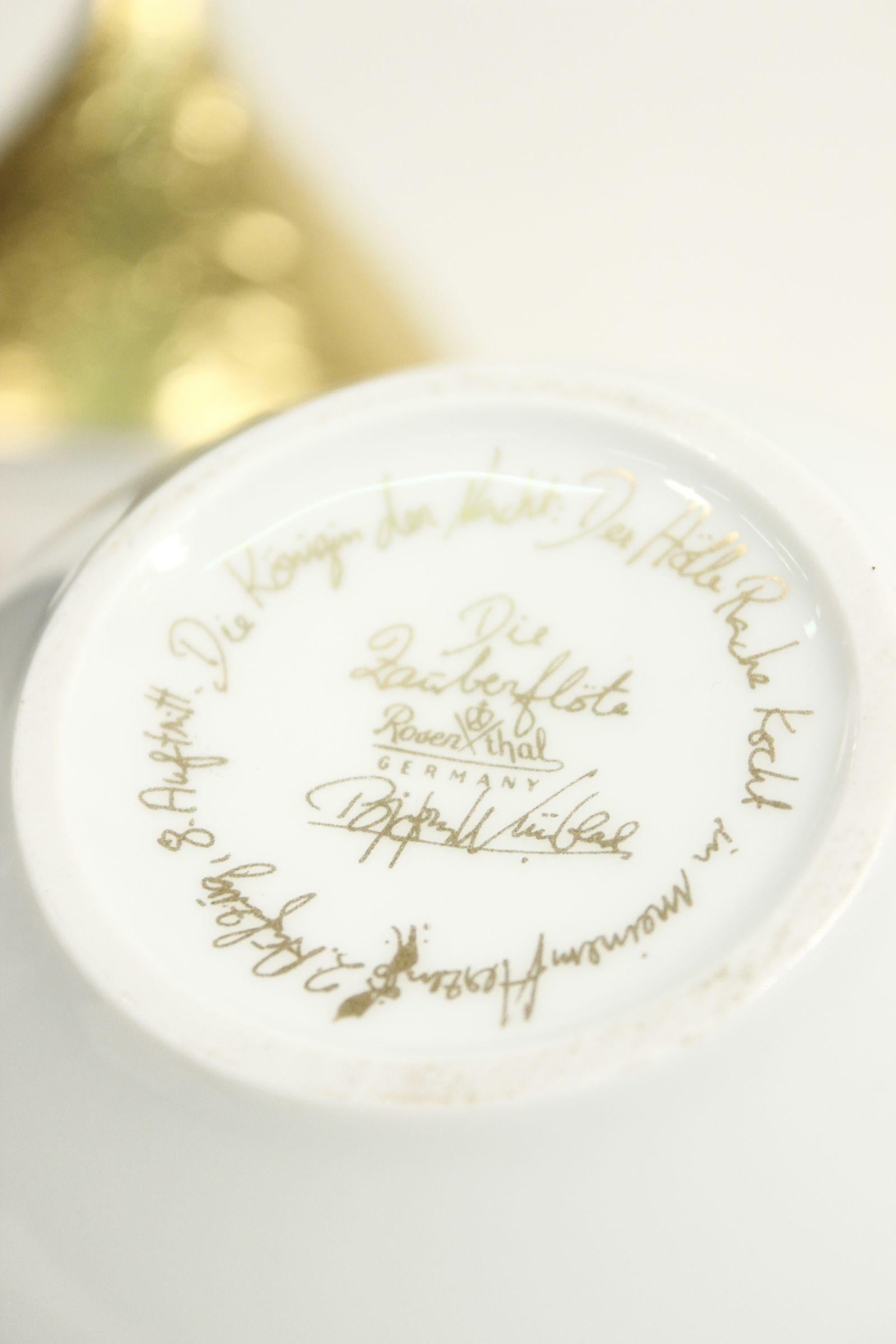 Boîte en porcelaine Sarastro blanche et or de Bjorn Wiinbland pour Rosenthal, années 1980 en vente 3