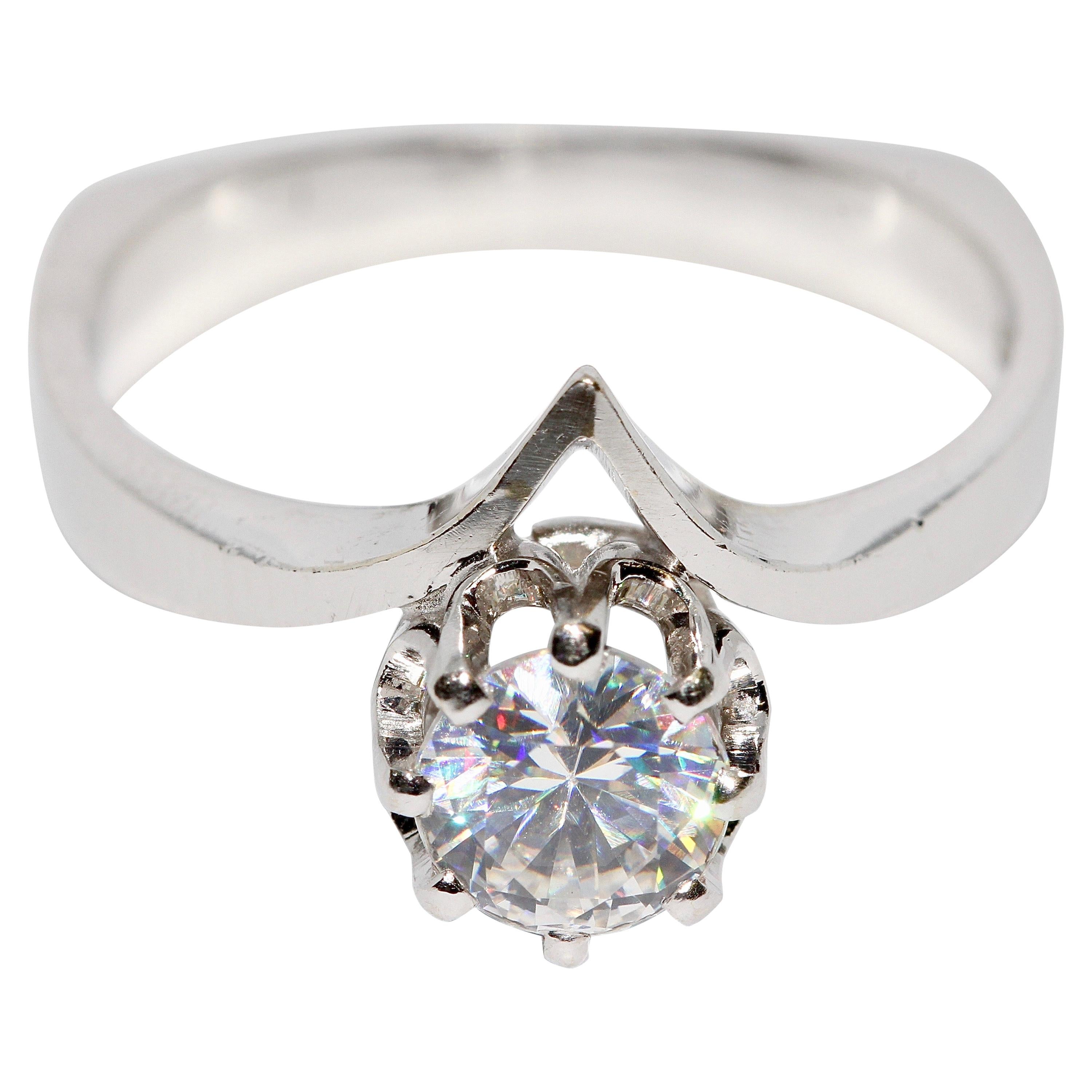 White Gold Solitaire Ring with 0.8 Carat Diamond, Top Wesselton, VVS2
