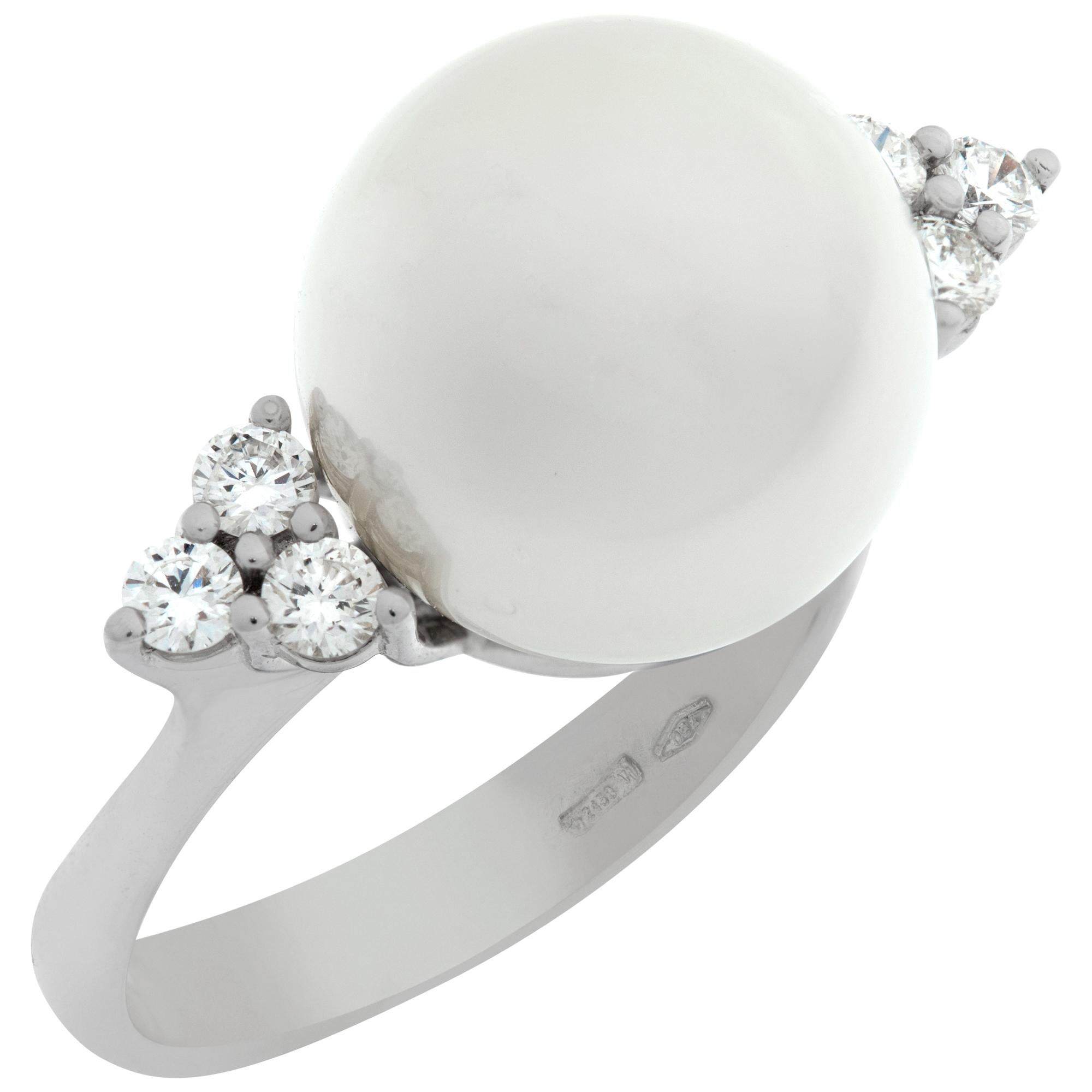 Round Cut White gold South sea pearl & diamonds ring with round brilliant cut diamonds