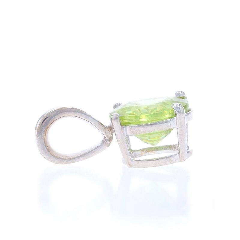 White Gold Sphene Solitaire Pendant - 14k Round 1.15ct In Excellent Condition For Sale In Greensboro, NC