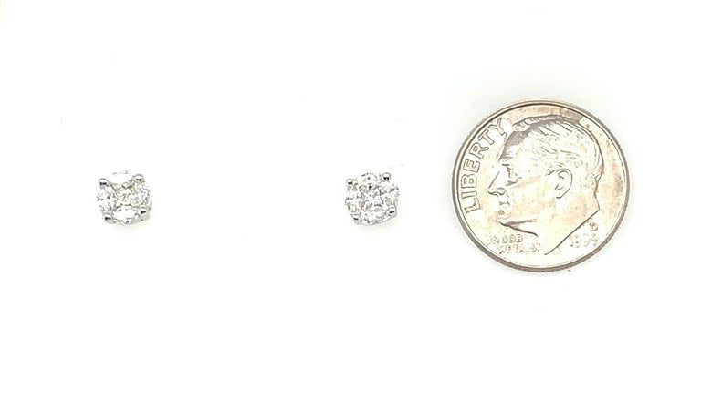 Women's or Men's 1.16 Carat Total Weight  White Gold Stud Earrings For Sale