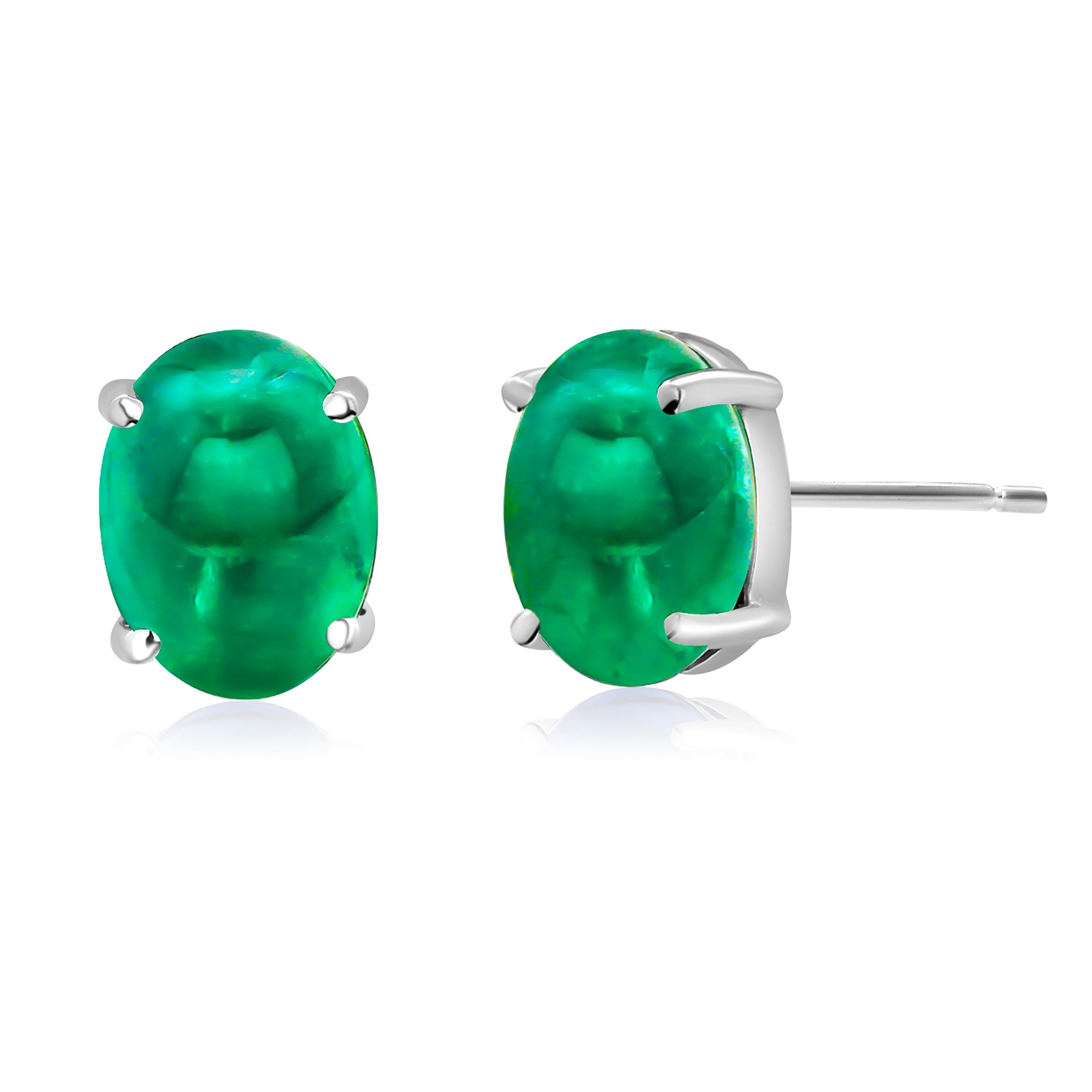 Contemporary White Gold Stud Earrings with Cabochon Emerald