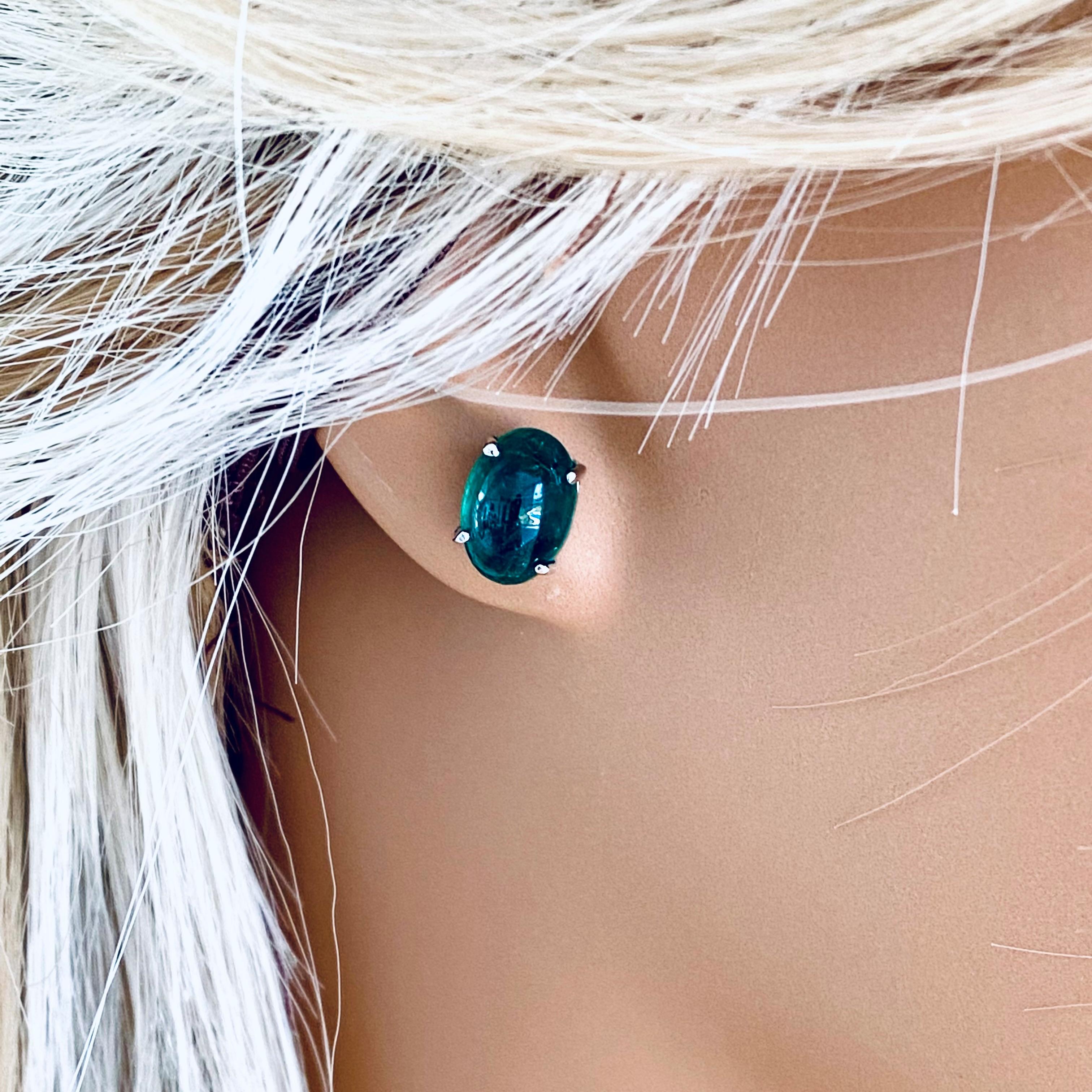 Women's or Men's White Gold Stud Earrings with Cabochon Emerald