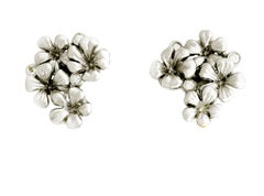 Pendientes de oro blanco con diamantes y turmalinas Paraiba azules