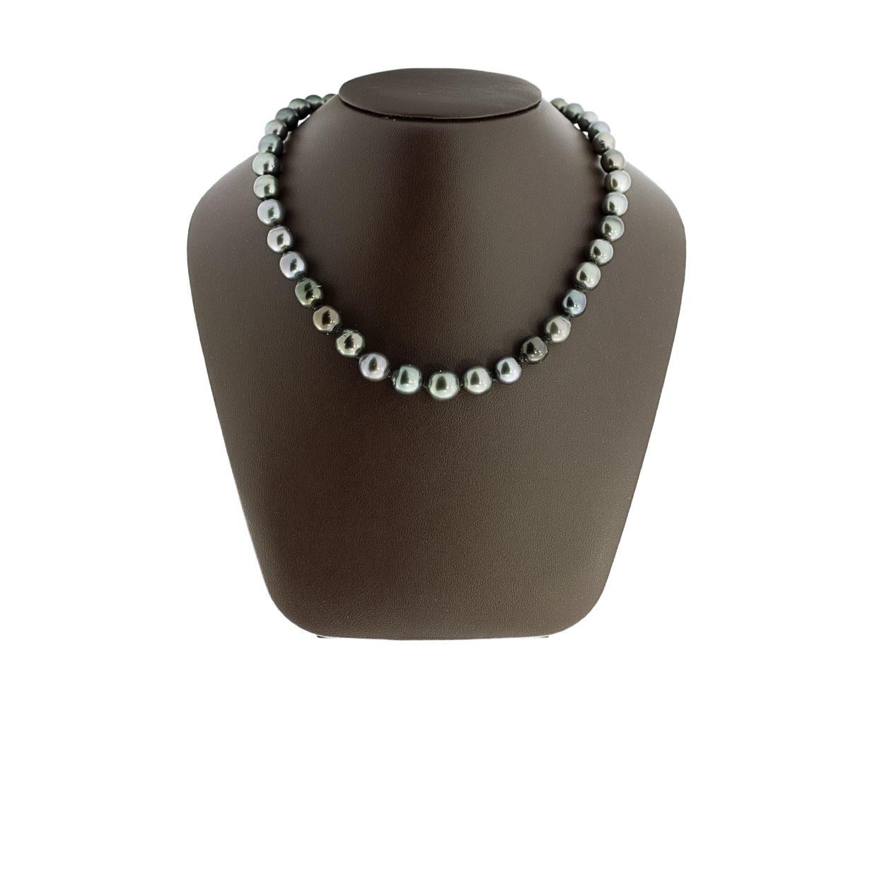 Round Cut White Gold Tahitian Black Pearl Strand Necklace