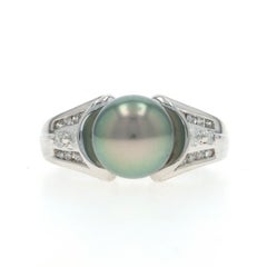 White Gold Tahitian Pearl Diamond Ring - 14k .18ctw