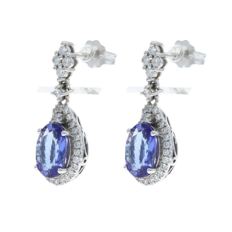 Taille ovale Boucles d'oreilles pendantes en or blanc Tanzanite Diamant Halo - 14k Oval 3.20ctw en vente