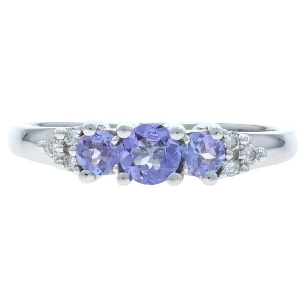 Bague en or blanc avec diamant Tanzanite - 14k Round .49ctw Three-Stone en vente