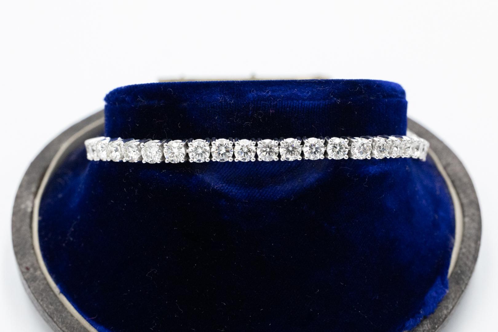 da uomo o donna Bracciale tennis in oro bianco con 8,00 ct di diamanti. in vendita