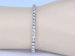 White gold tennis bracelet with diamonds 1.20 carat