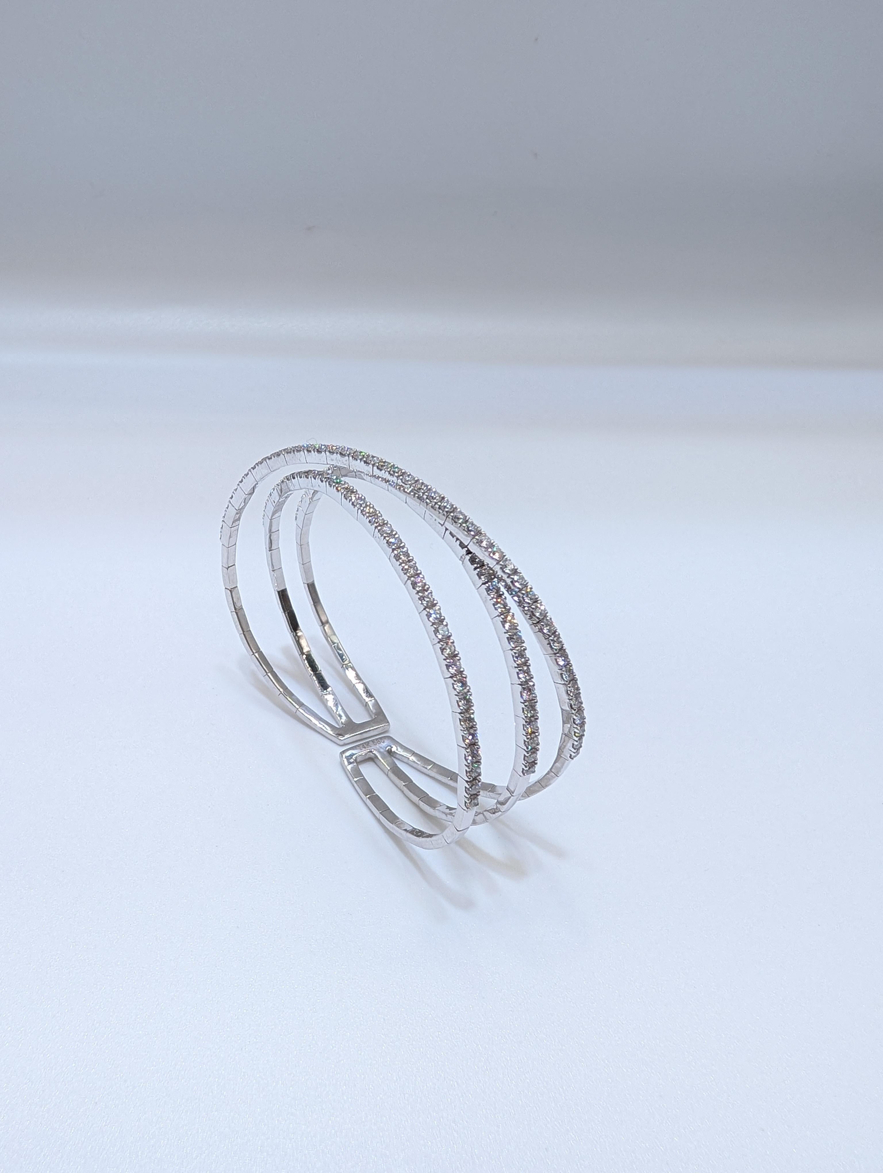 Round Cut White Gold Three Row Flex Natural Diamond Cuff Bangle For Sale