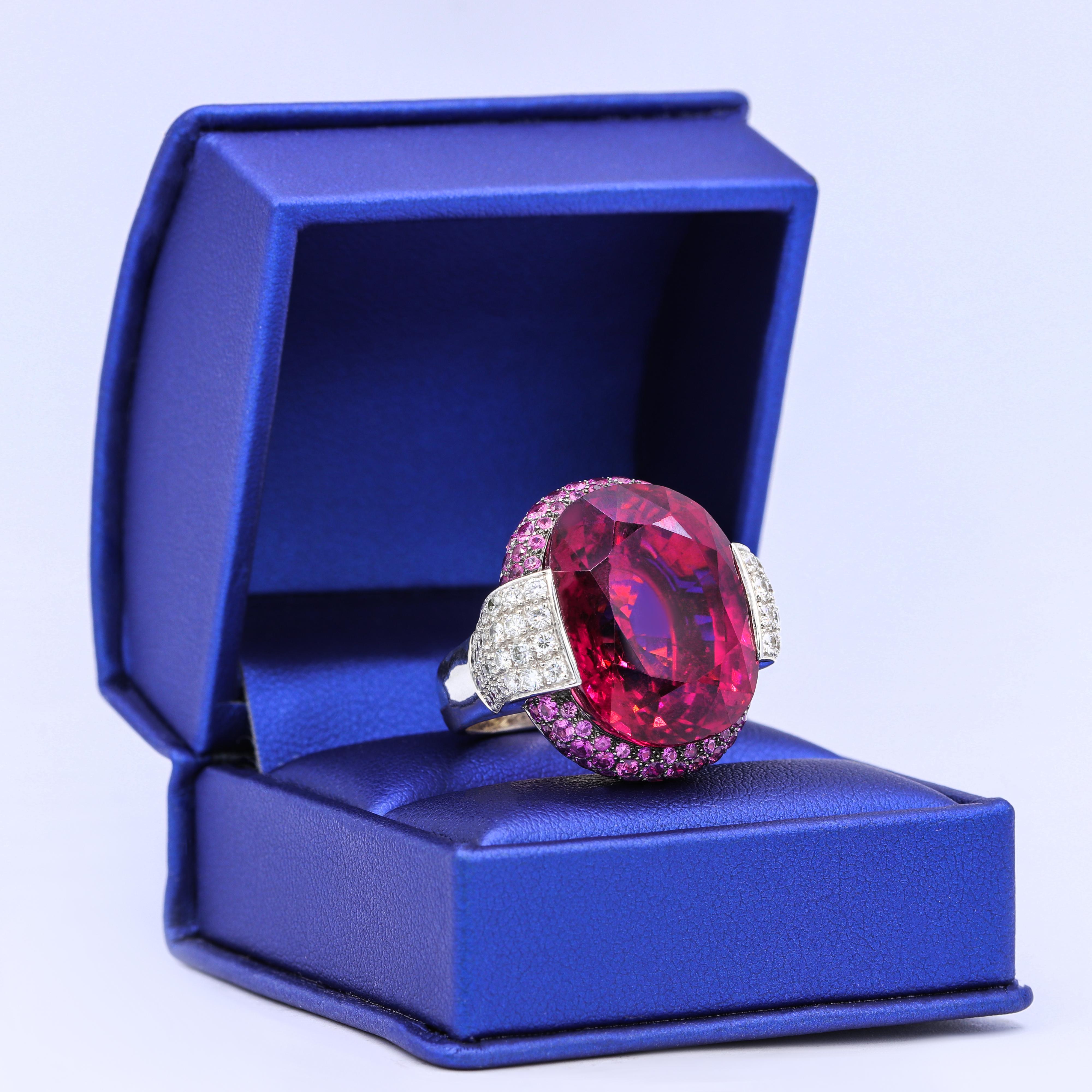 35.00 Carat Tourmaline Diamond Ring In New Condition For Sale In New York, NY