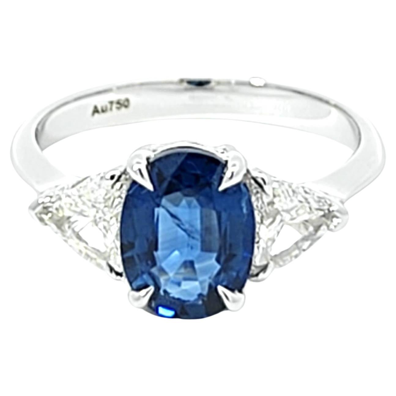 White Gold Trillion Diamonds and Sapphire Trilogy Ring For Sale