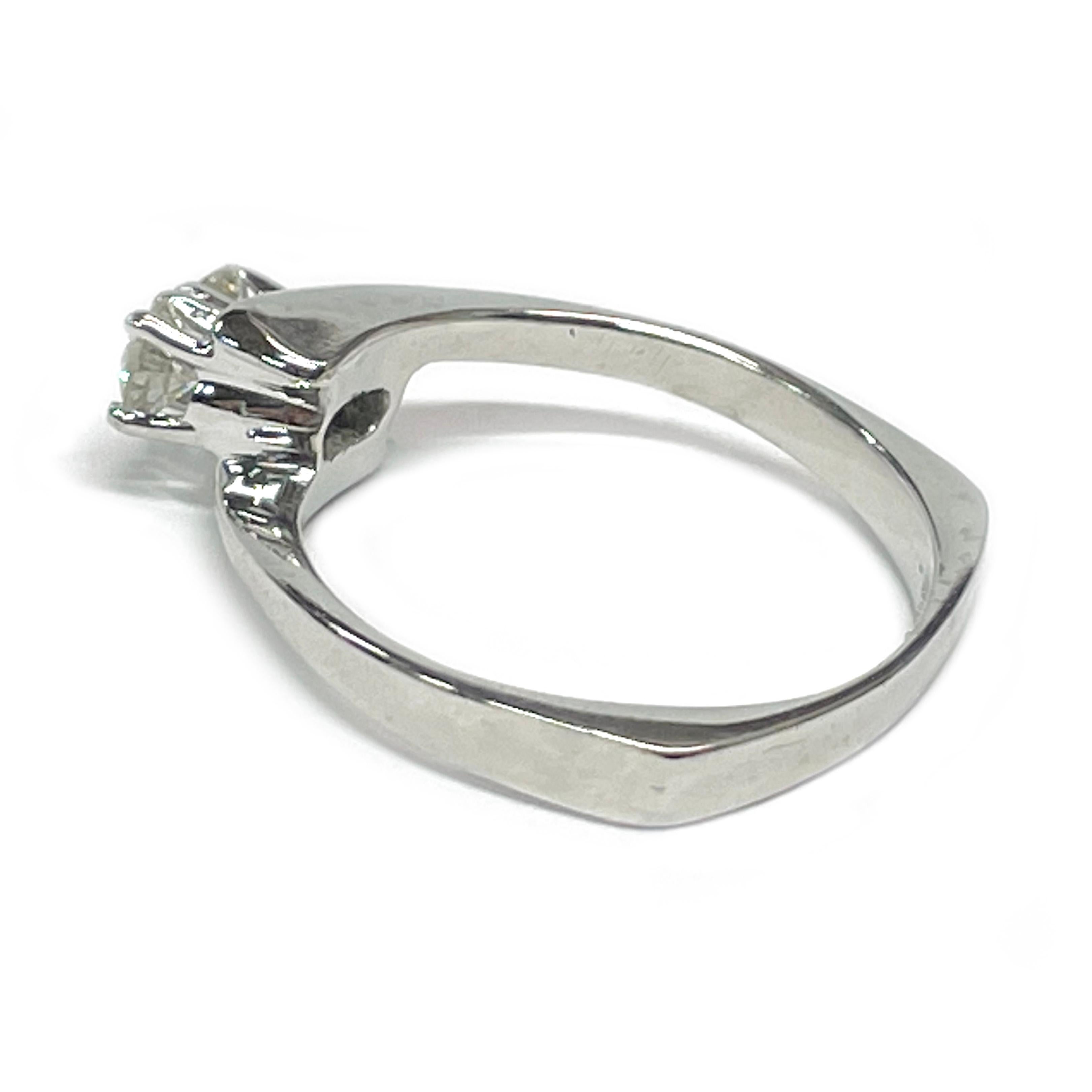 Contemporary White Gold Two-Diamond Ring For Sale