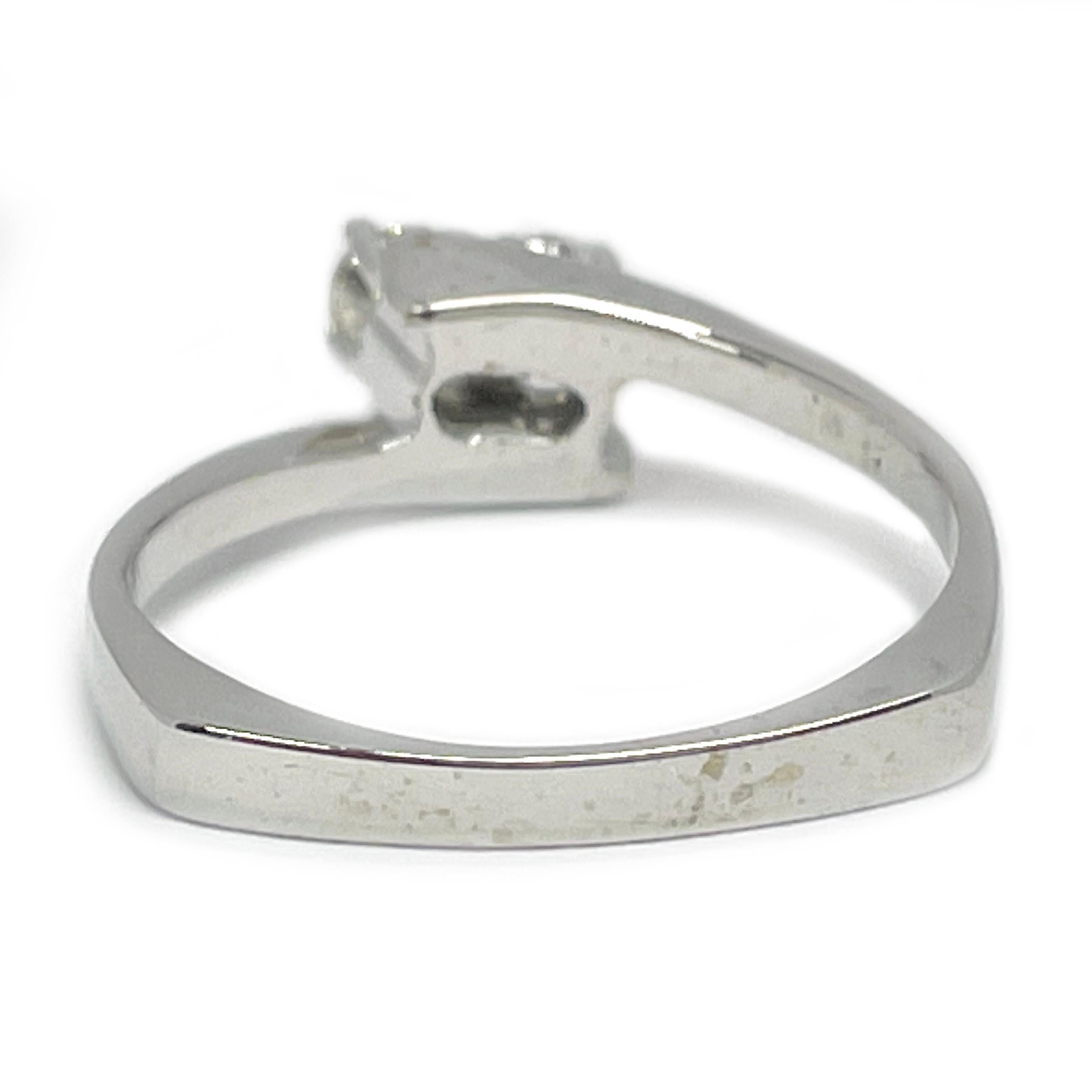 White Gold Two-Diamond Ring In Good Condition For Sale In Palm Desert, CA