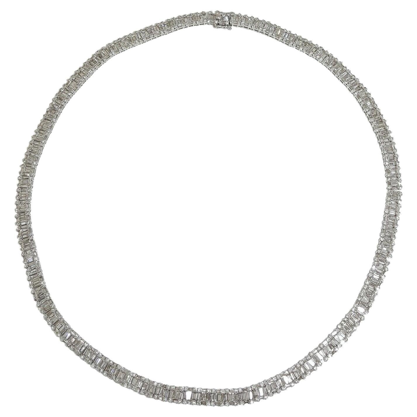 White Gold Unisex 20.52 ct Total Weight Round Brilliant & Baguette Cut Diamonds