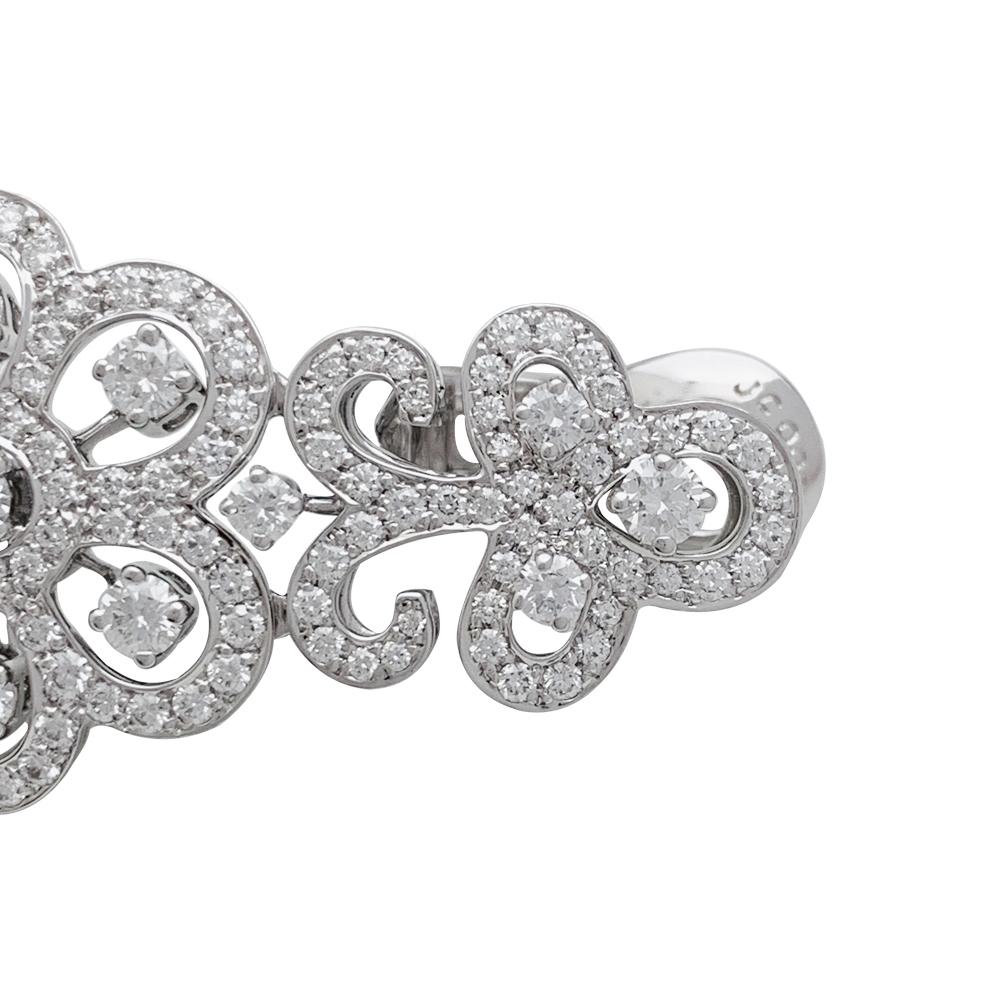 White Gold Van Cleef & Arpels Diamonds Earrings In Excellent Condition In Paris, IDF