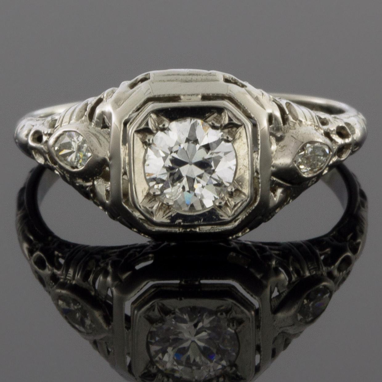 White Gold Vintage Engagement Ring In Excellent Condition In Columbia, MO