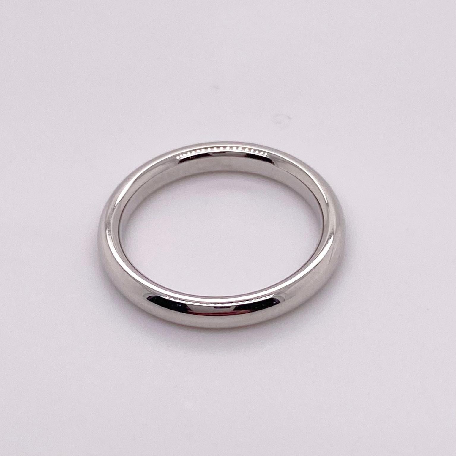This 14 karat white gold band is 3.2 millimeters wide and is half round on the top and has comfort fit on the inside of the band. If the ring is ordered in a different size from 7.5, it would then be non-returnable. The band in the size 7.5 can be