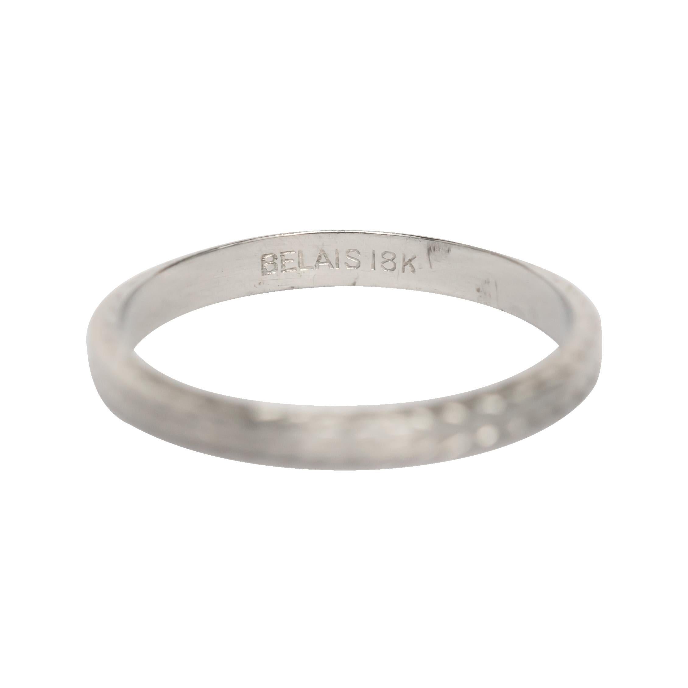 Misura dell'anello: 7,95
Tipo di metallo: Oro bianco 18 carati 
Peso: 2.3 grammi

Misura dal dito alla parte superiore della pietra: 1.60 mm
Larghezza: 2,46 mm