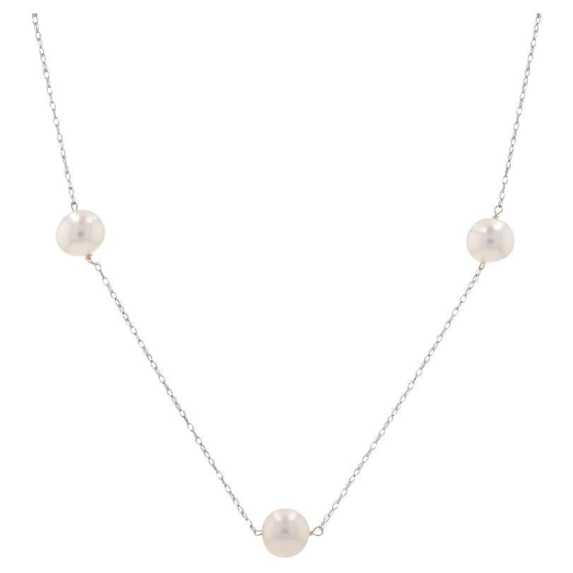 White Gold White Agate Link Station Necklace 19 1/2" - 18k For Sale