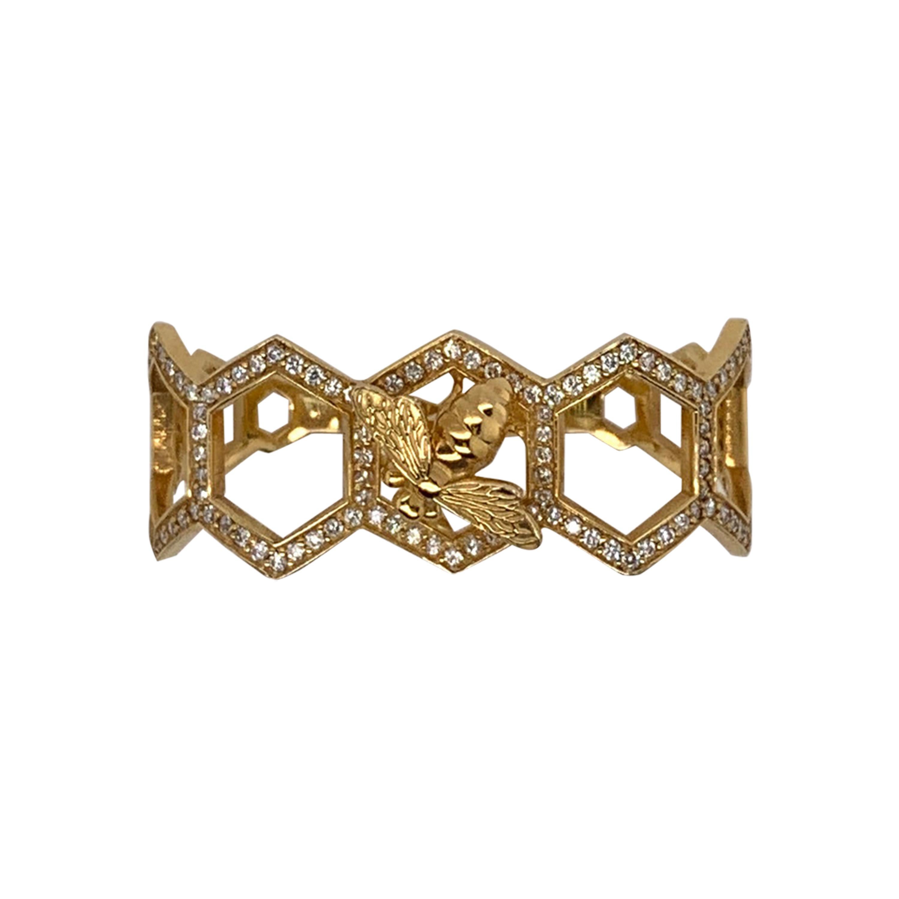 The Honeycomb Bee Ring
White Diamonds set on Yellow Gold.
Crafted to order. Please allow up to 3 weeks for delivery.