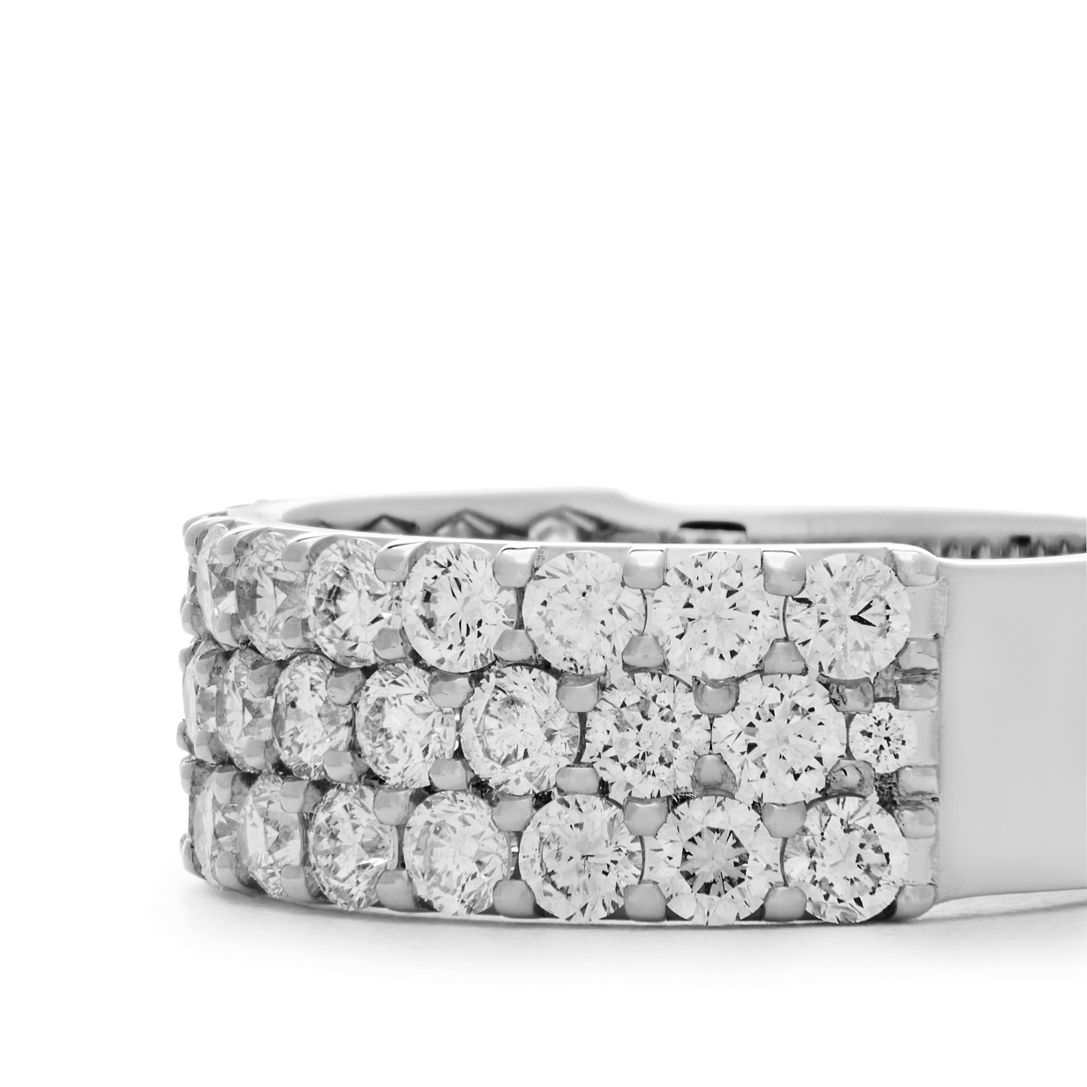 White Gold White Diamond Three-Row Ring In condizioni Nuovo in vendita a New York, NY
