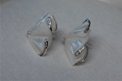 White Gold, White Mother of Pearl and Diamonds Folding Fan Earrings