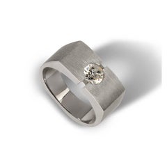 White Gold with Round Solitaire Diamond Ring