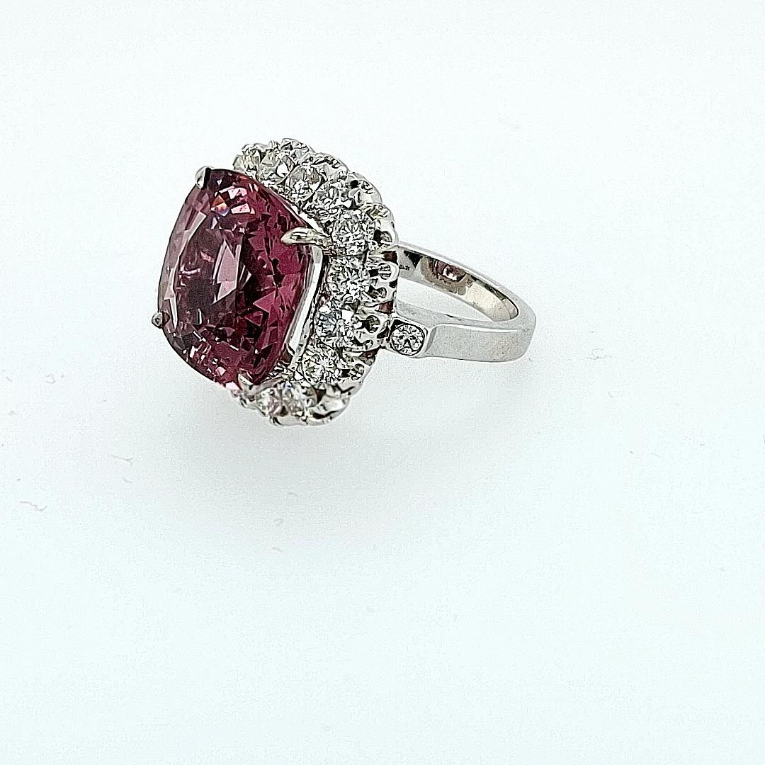 Cushion Cut 18kt Solid White Gold Diamond Ring 15.80ct Natural Pink N/H Spinel 