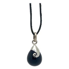 White Golden Onyx Pendant Maud by Maroeska Metz