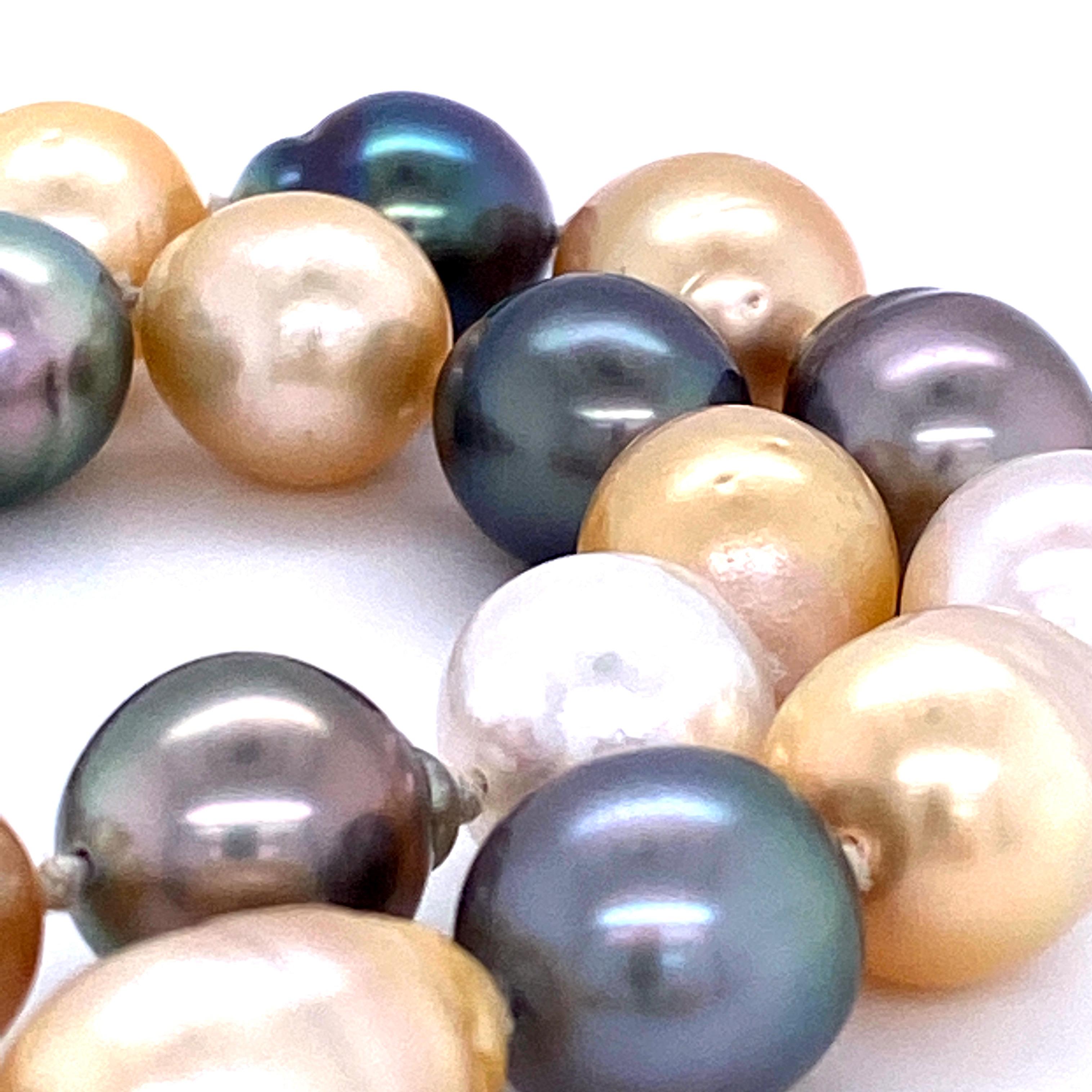 White and Golden South Sea Tahitian Baroque Pearl Necklace 14 Karat Gold 2