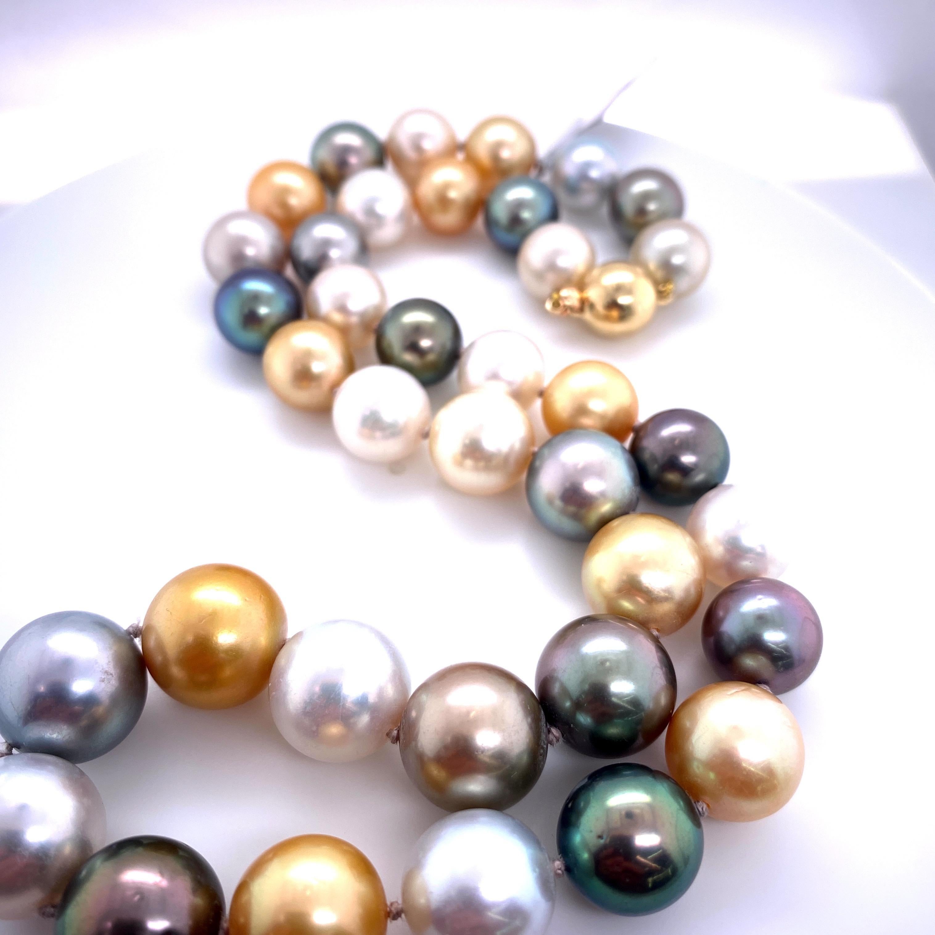 Round Cut White and Golden South Sea Tahitian Strand Pearl Necklace 14 Karat Gold