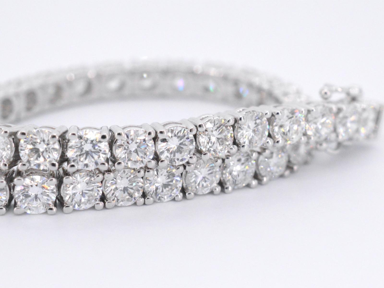 Bracciale Tennis in oro bianco con diamanti da 9,00 carati In condizioni Nuovo in vendita a AMSTELVEEN, NH