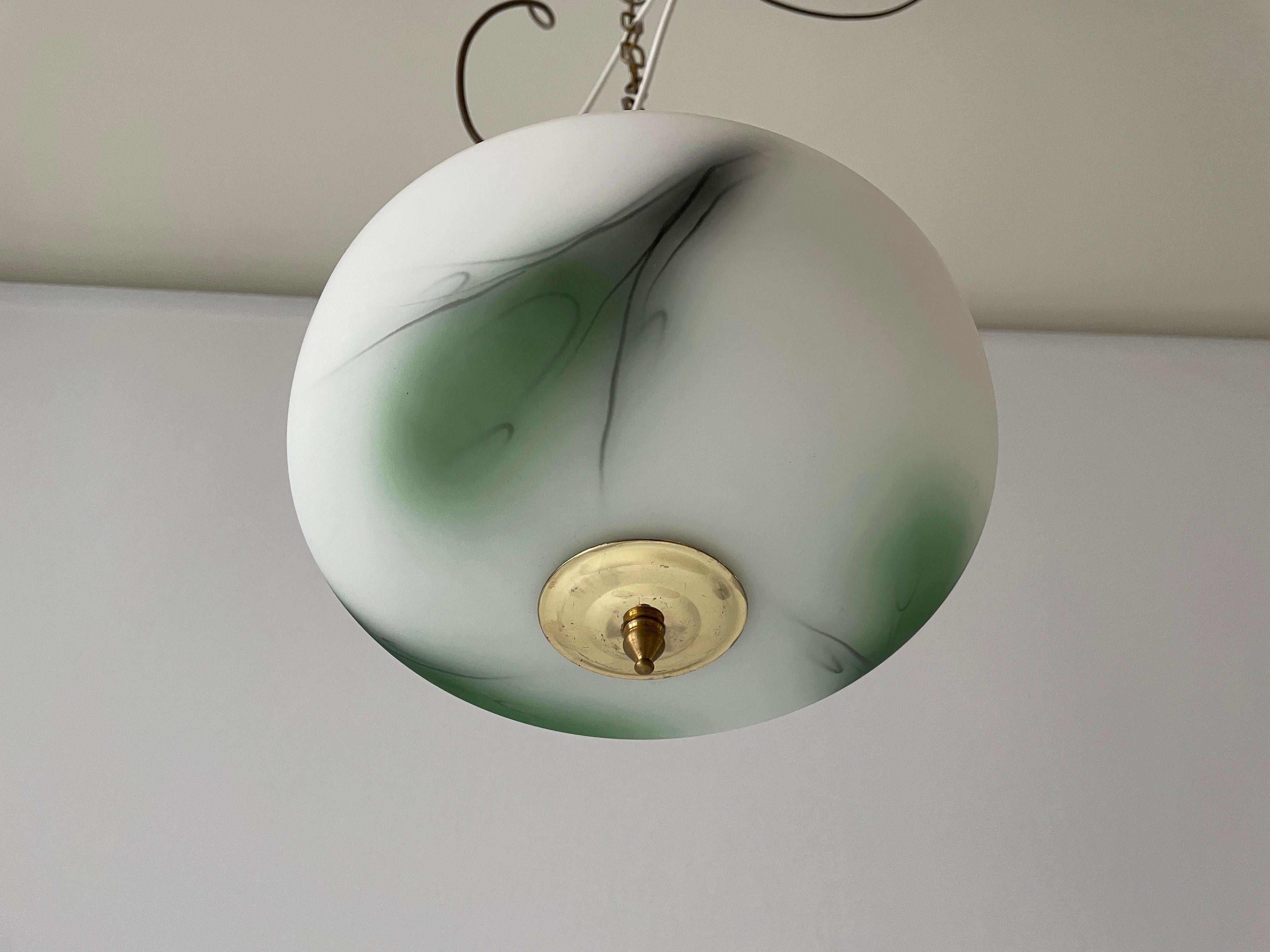 Art déco Lights en forme de dôme en verre blanc et vert, années 1950, Suède en vente