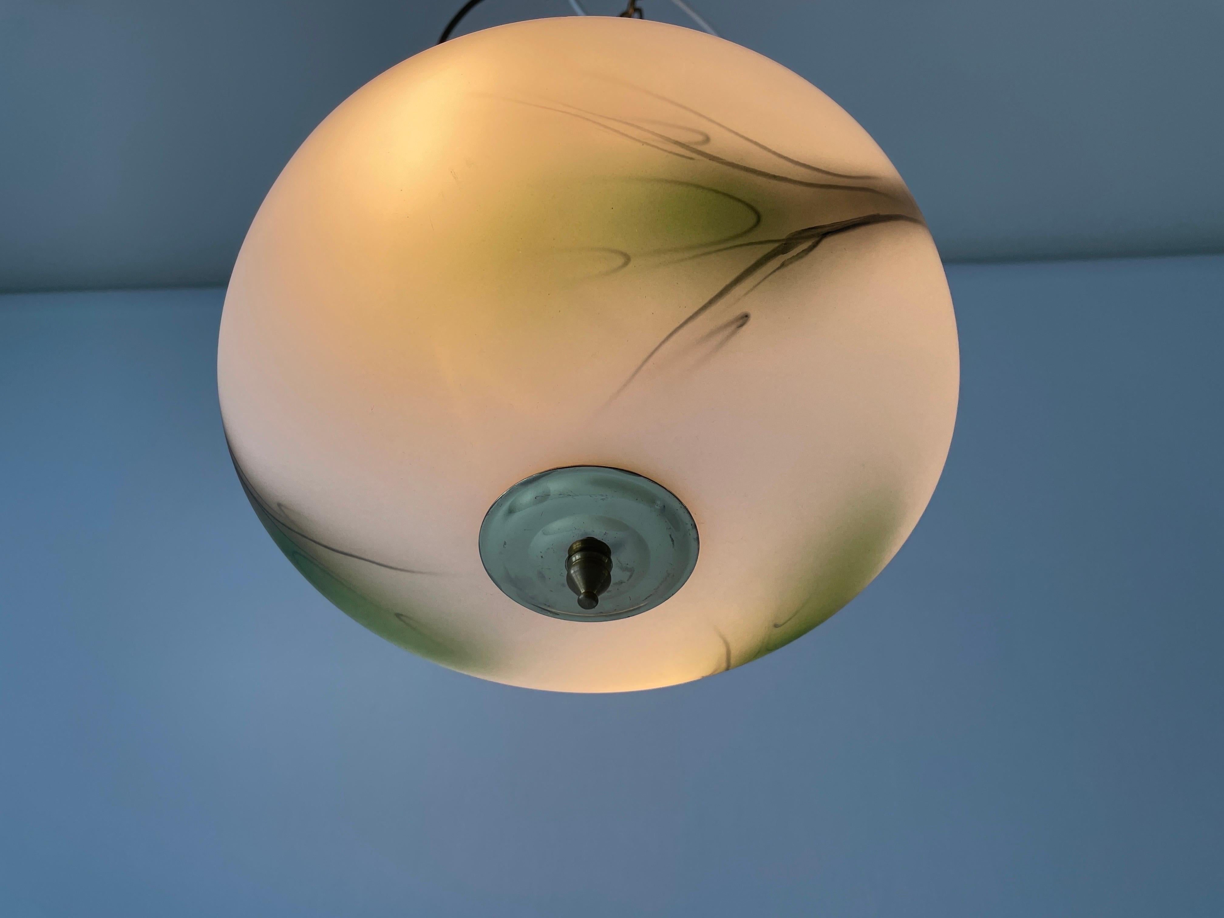 Lights en forme de dôme en verre blanc et vert, années 1950, Suède en vente 2