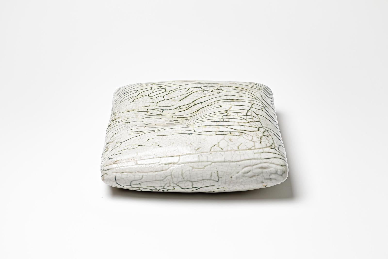 Français Sculpture en céramique émaillée blanc/vert de Gisèle Buthod Garçon, vers 1980-1990 en vente