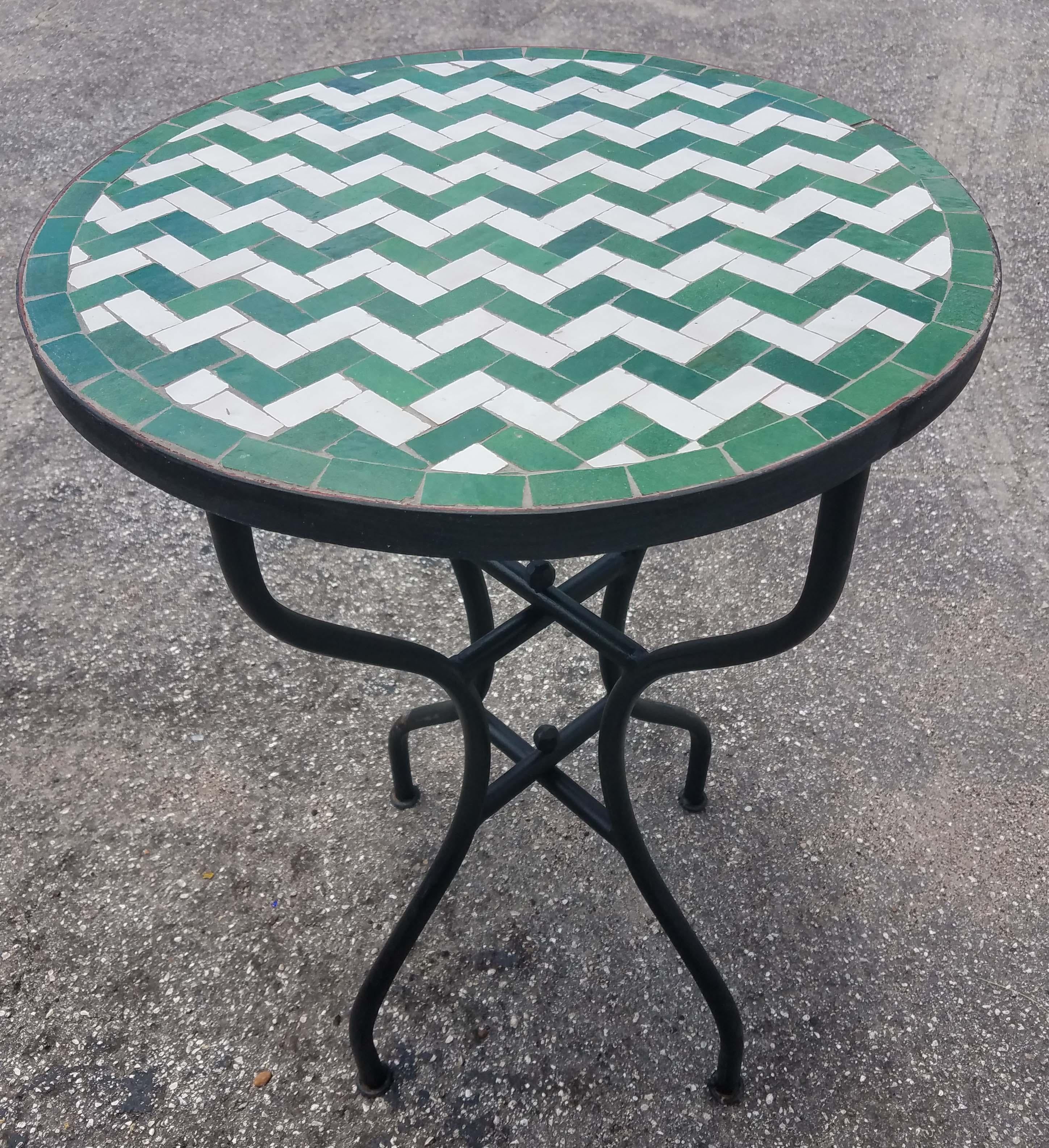 White / Green Moroccan Mosaic Table, Herringbone In Excellent Condition For Sale In Orlando, FL