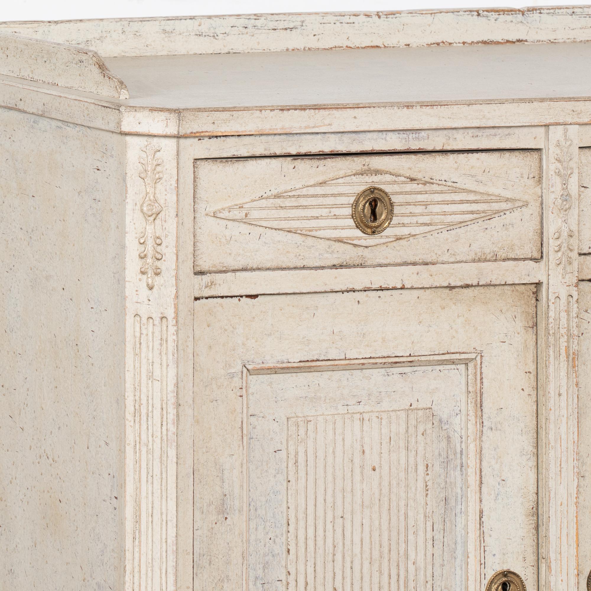 White Gustavian Sideboard Buffet, Sweden circa 1860-80 2