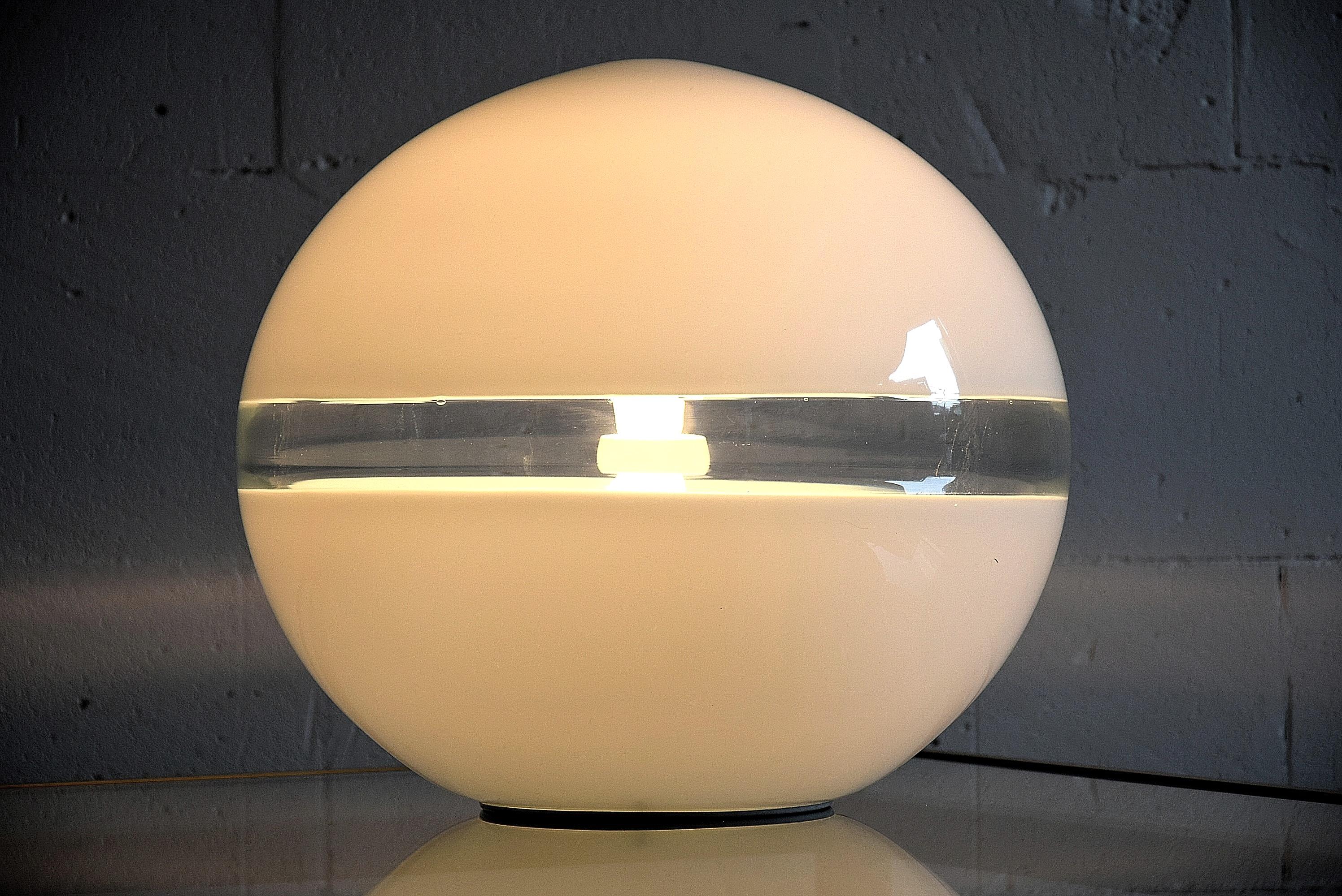 Fin du 20e siècle Lampe de bureau en verre soufflé à la main blanc par Carlo Nason pour Mazzega