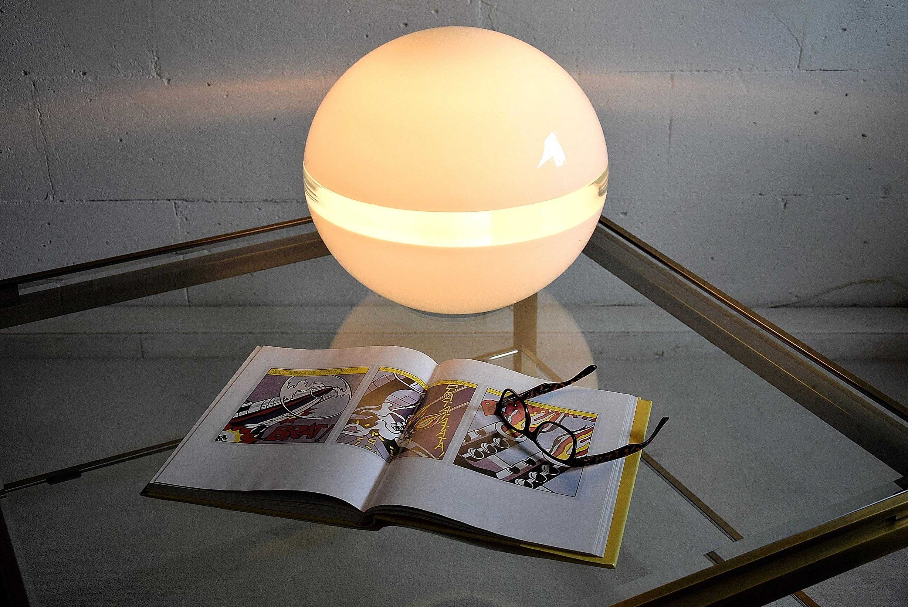 Late 20th Century White Hand Blown Glass Table Lamp by Carlo Nason for Mazzega