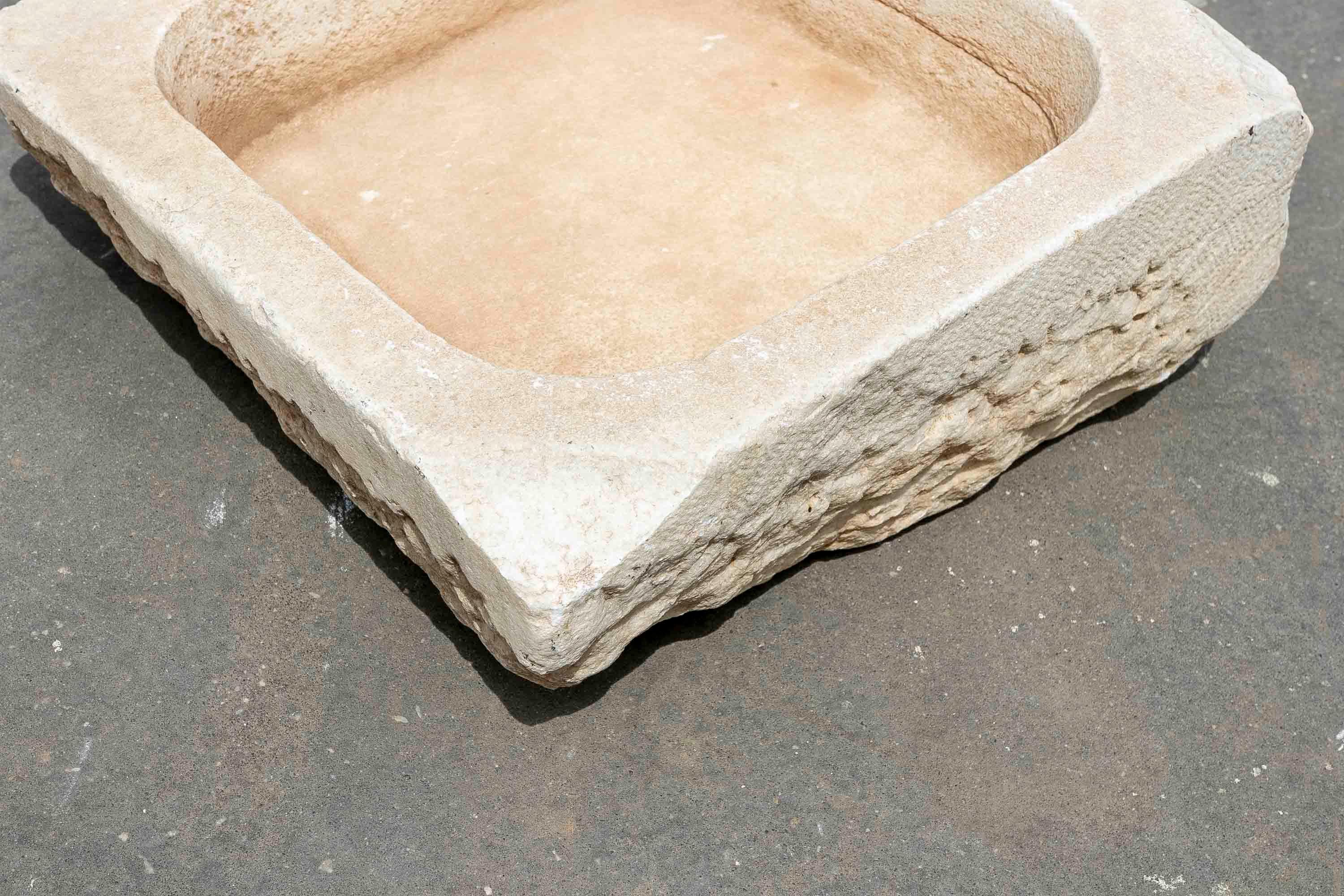 White Hand-Carved Marble Washbasin with One Sink in a Single Block For Sale 5