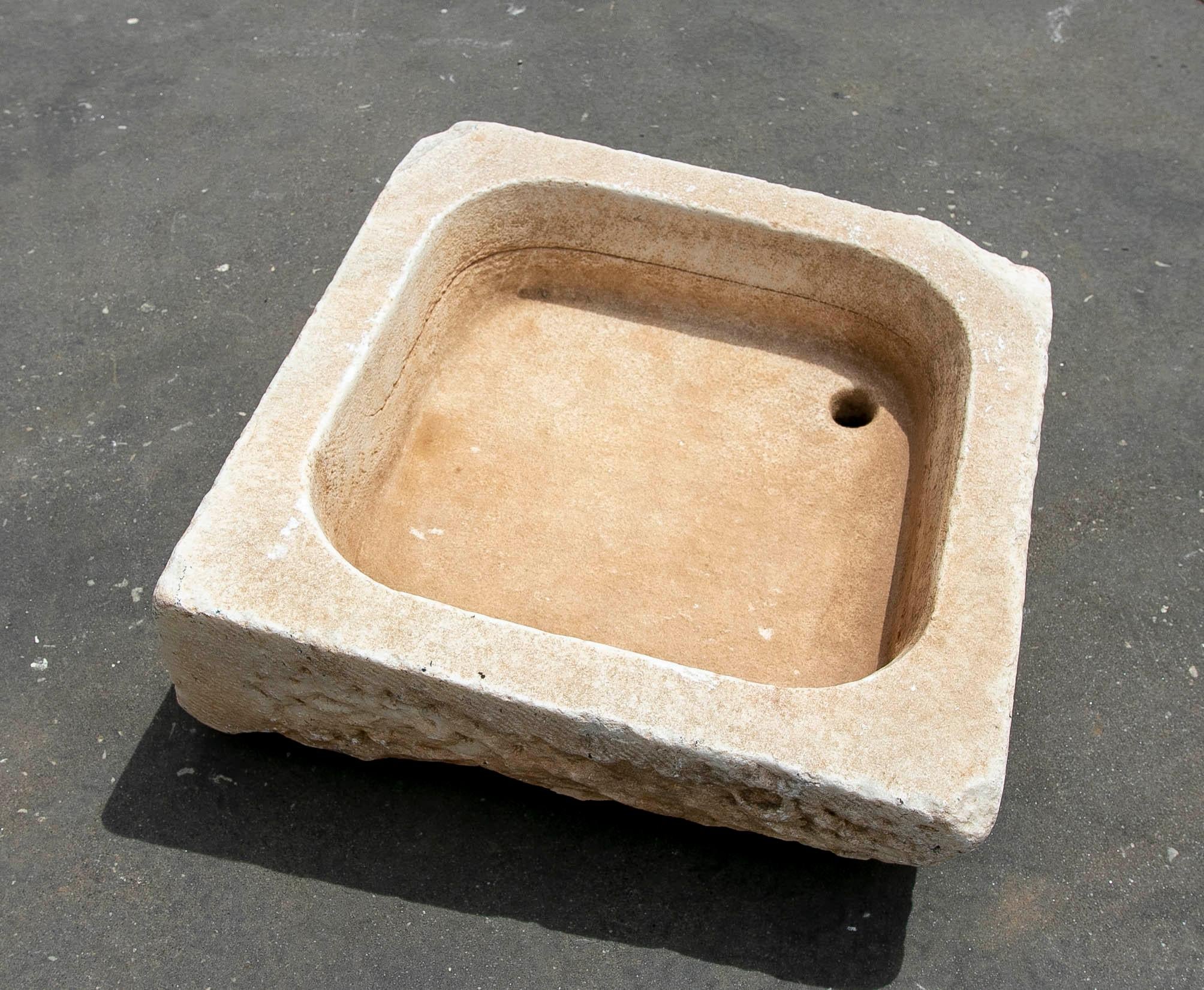 White Hand-Carved Marble Washbasin with One Sink in a Single Block For Sale 6