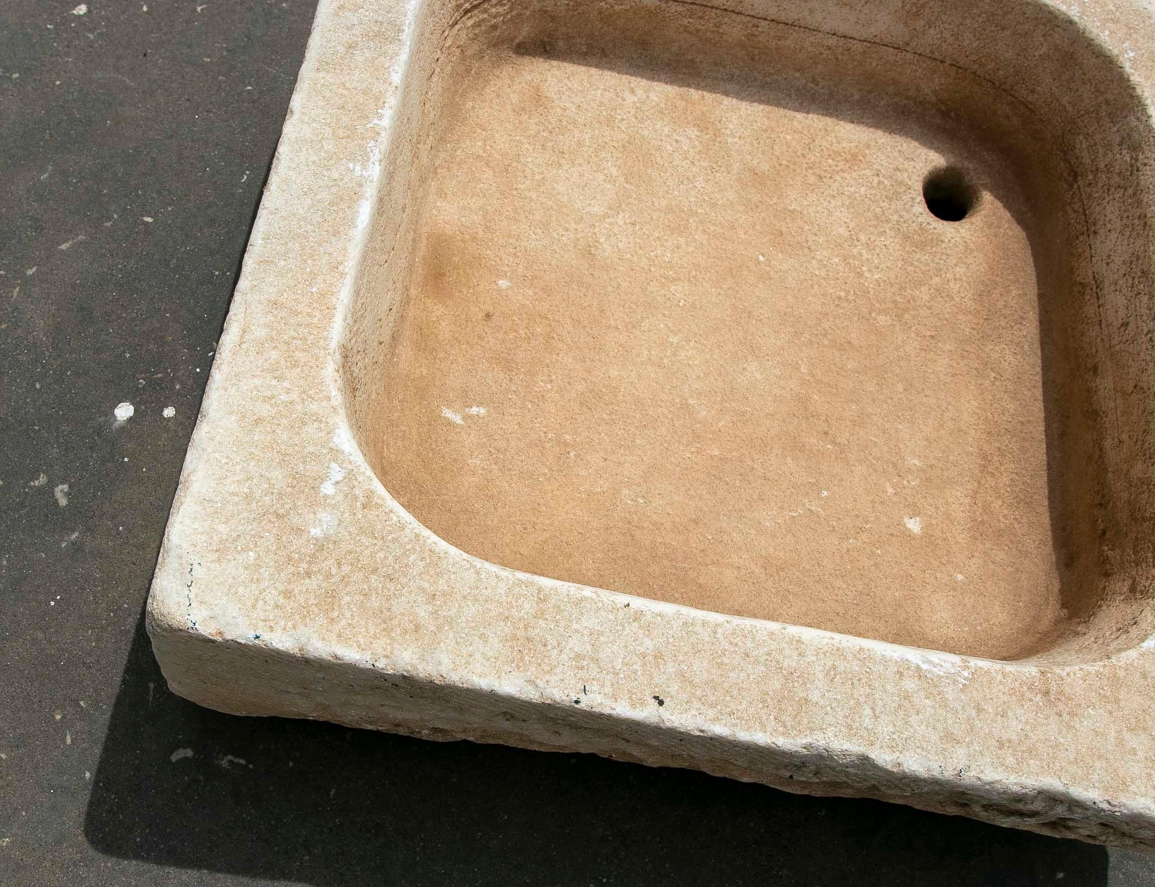 White Hand-Carved Marble Washbasin with One Sink in a Single Block For Sale 7