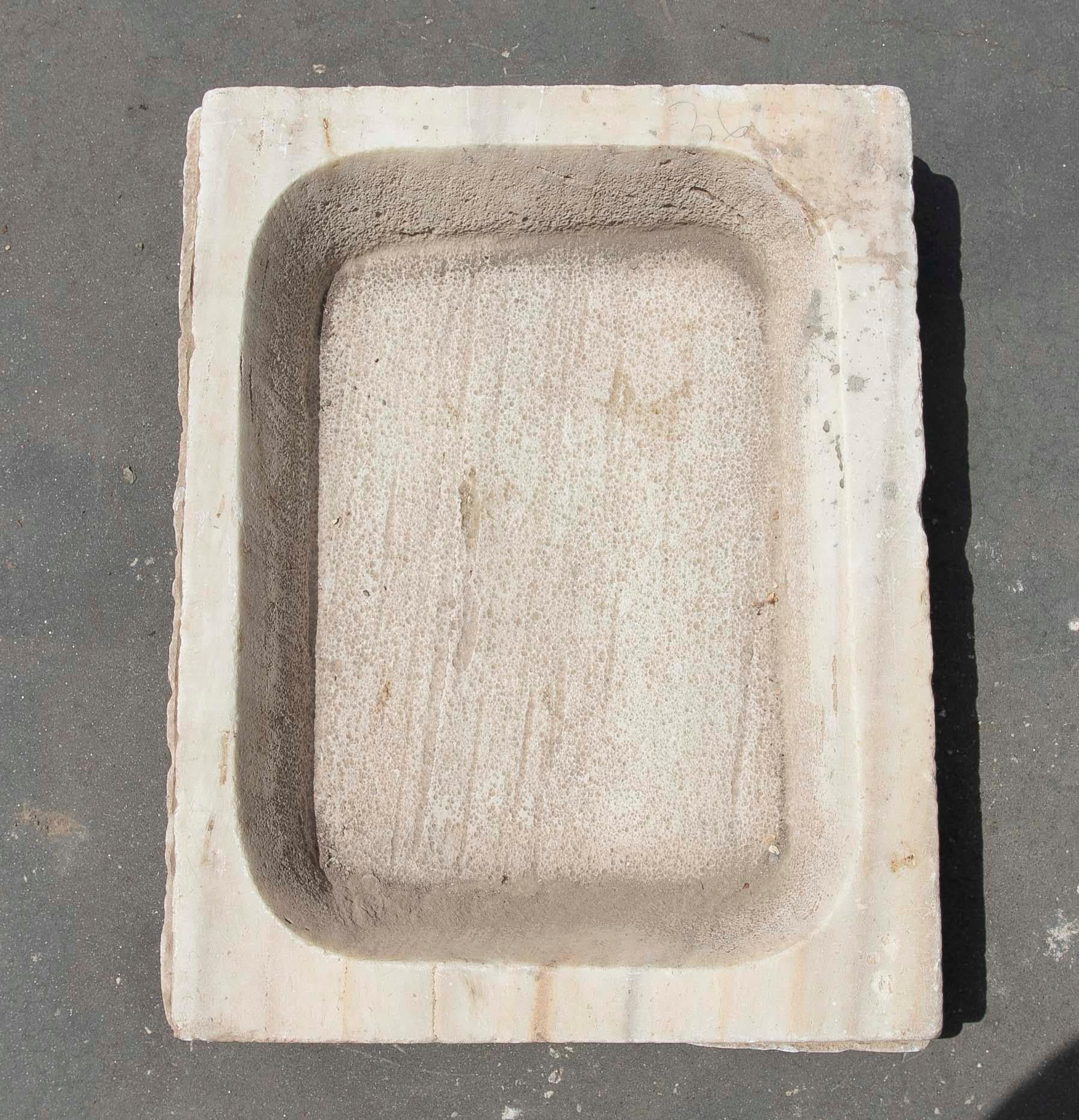 White Hand Carved Marble Washbasin with One Sink in a Single Block For Sale 13